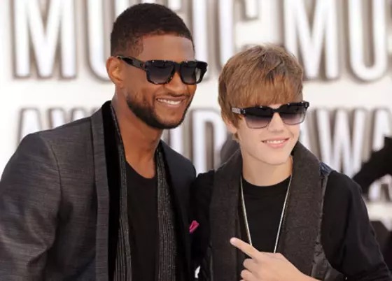 The Christmas Songs (Justin Bieber ft  Usher)