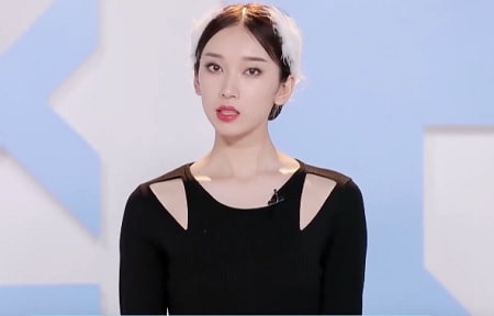 Liu Lingzi (刘令姿)
