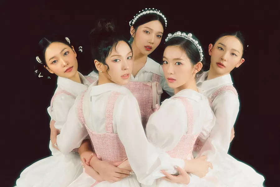 RED VELVET