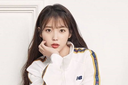 IU