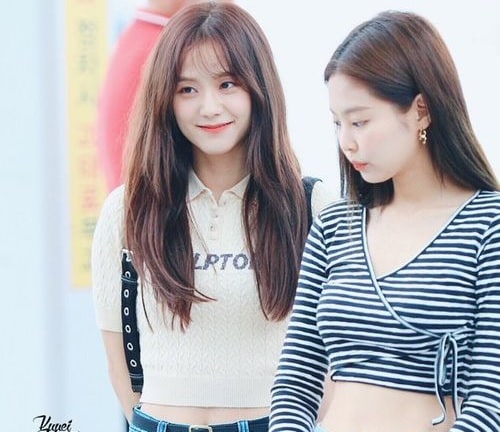 Jennie & Jisoo