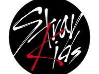 Stray Kids
