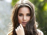Urassaya Sperbund