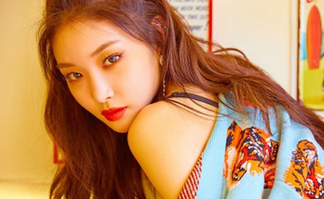 CHUNG HA