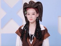 Sun Meinan (孙美楠)