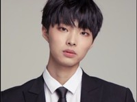 HeeSeok