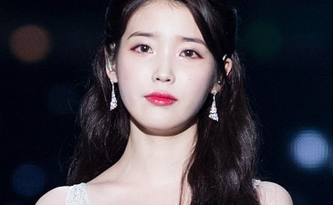 IU