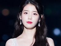 IU