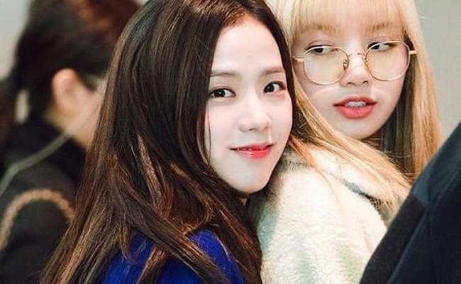 Jisoo & Lisa