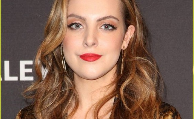 Elizabeth Gillies