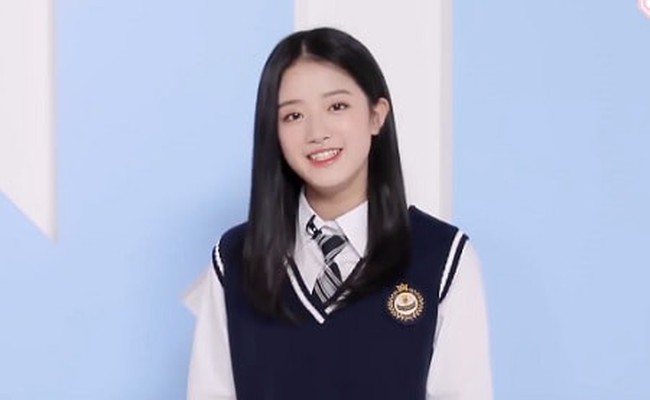 Hu Xinyin (胡馨尹)