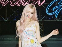 Rose