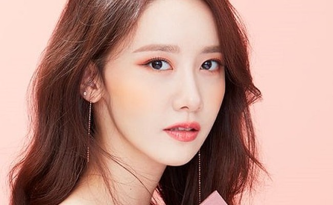 YoonA