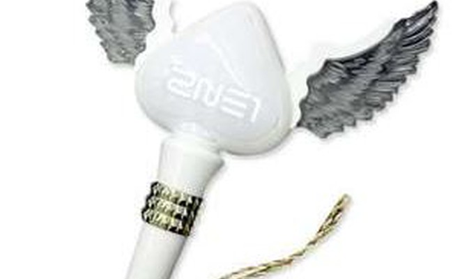 2NE1