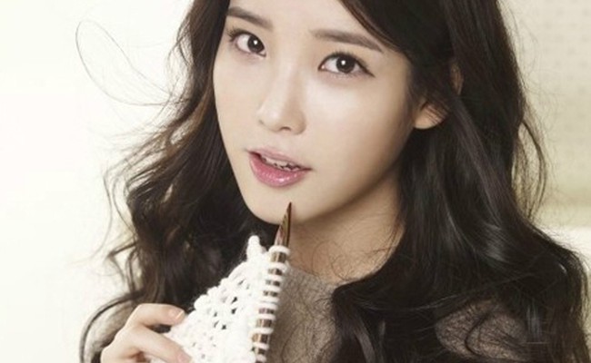 IU