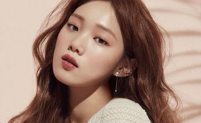 Lee Sung Kyung
