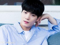 JR