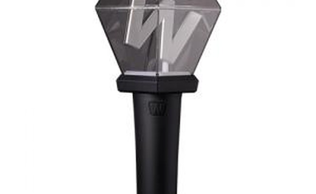 Nu'est W