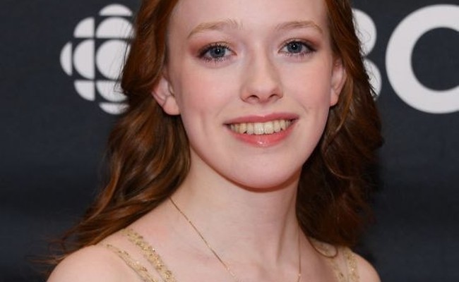 Amybeth McNulty