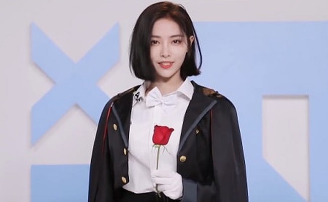 Xu Jiaqi (许佳琪)