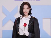 Xu Jiaqi (许佳琪)