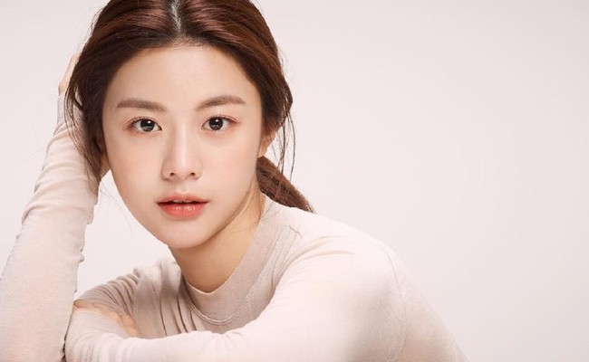 Go Yoon Jung