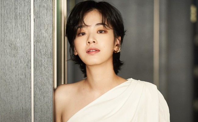 Lee Joo Young