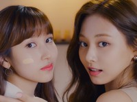 Tzuyu & Mina