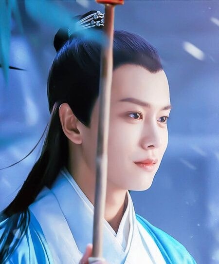 Ren Jialun