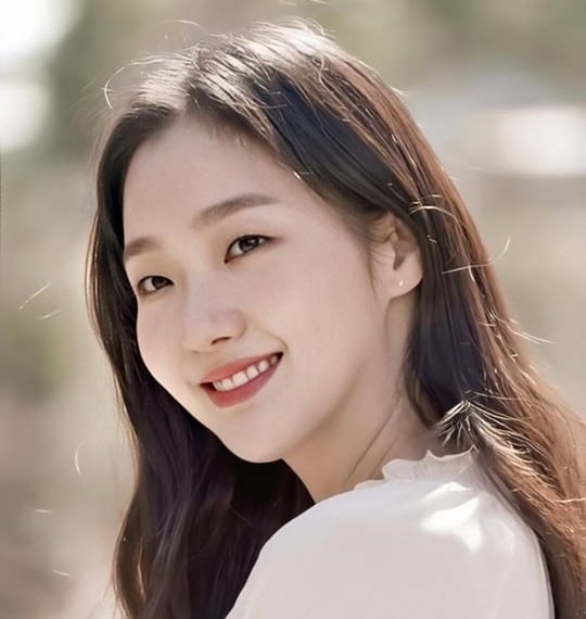 Kim Go Eun