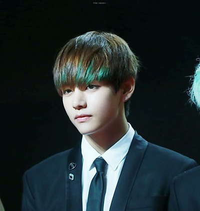 V