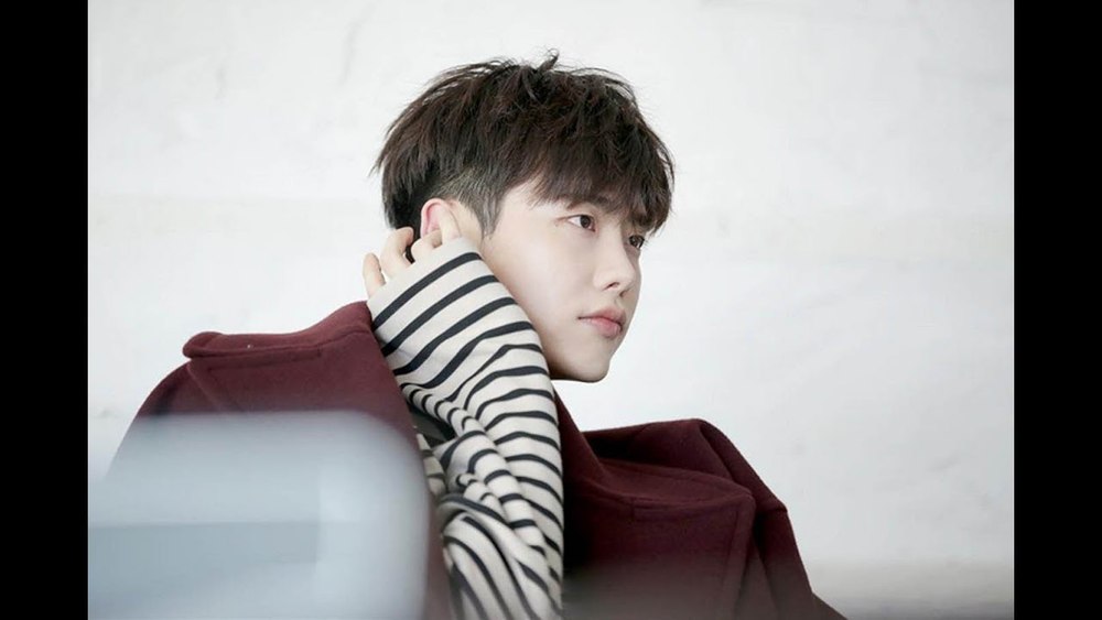 Lee Jong Suk