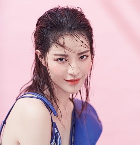 Elane Zhong