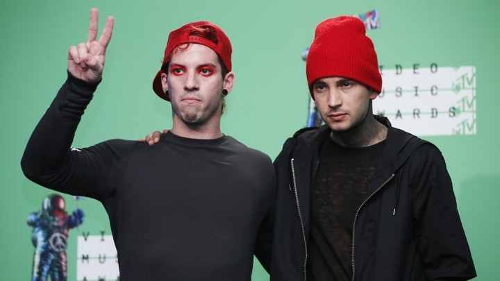 Twenty one pilots
